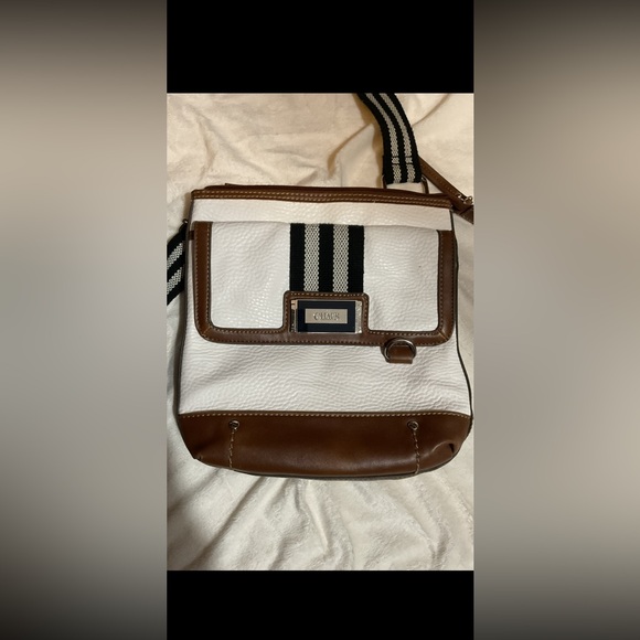 Chaps Crossbody Leather Purse with adjustable strap tan/white/navy color mix - Picture 5 of 12